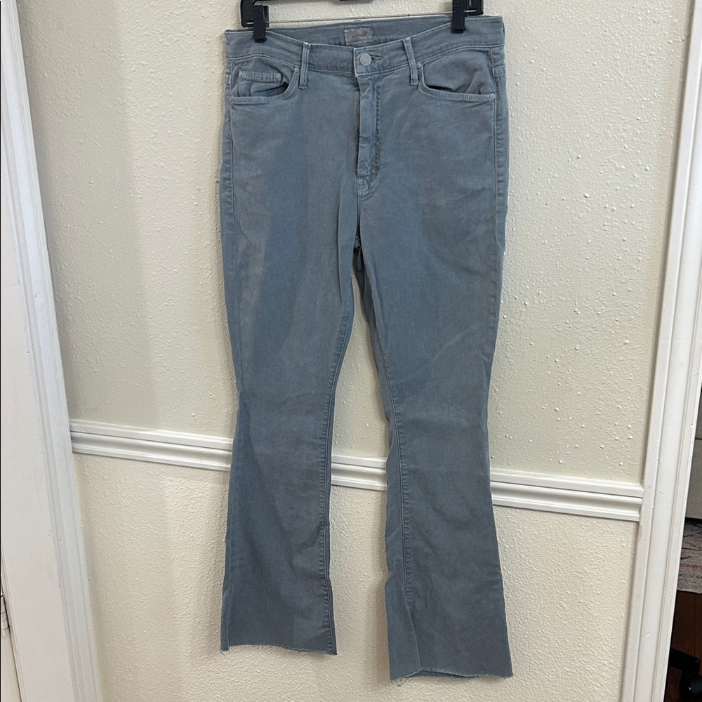 MOTHER The Weekender Fray in Gray